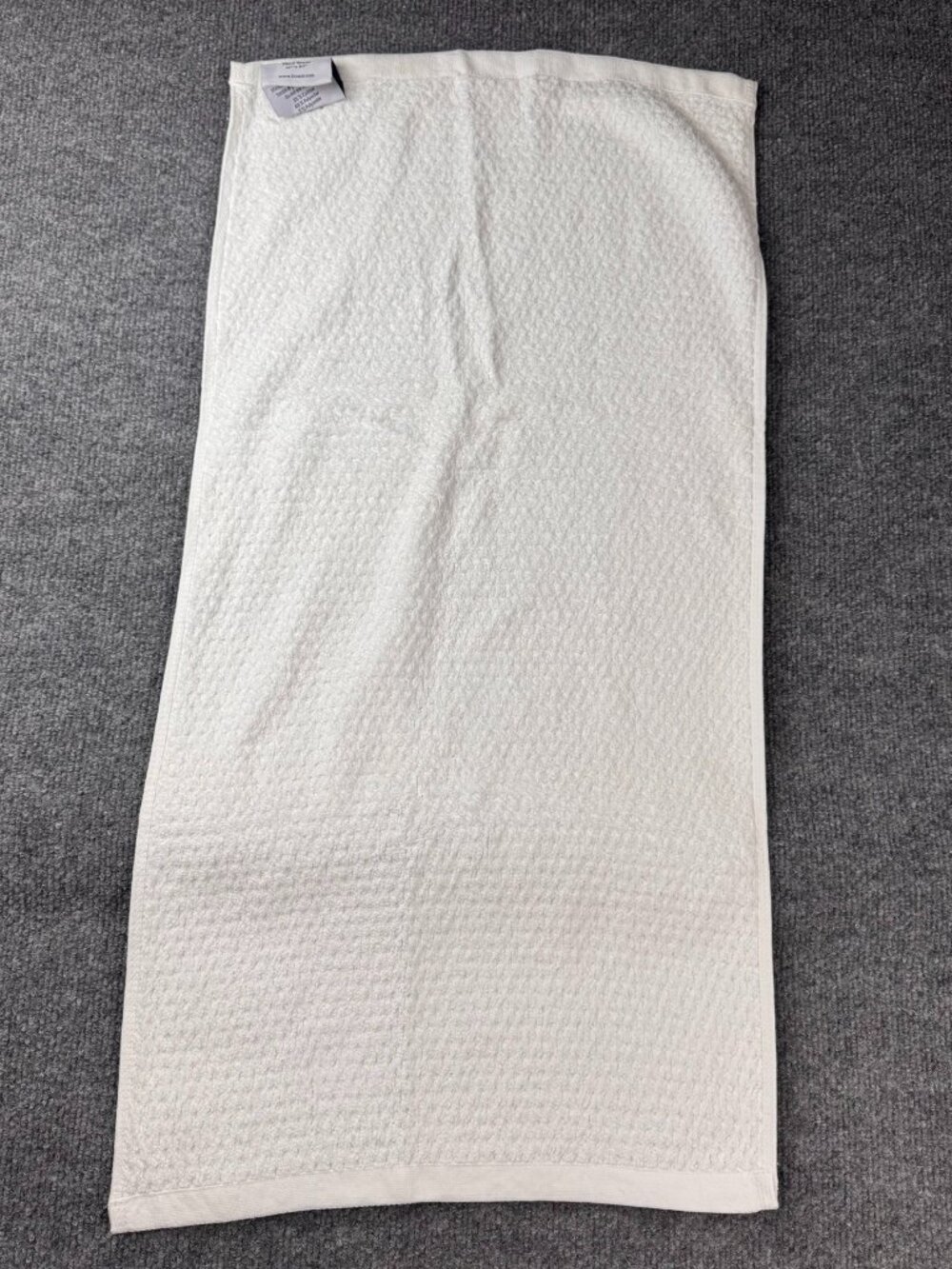 Dosaze CloudSoft Hand Towel 16x30inc White Waffle Weave Cotton Blend OEKO-TEX